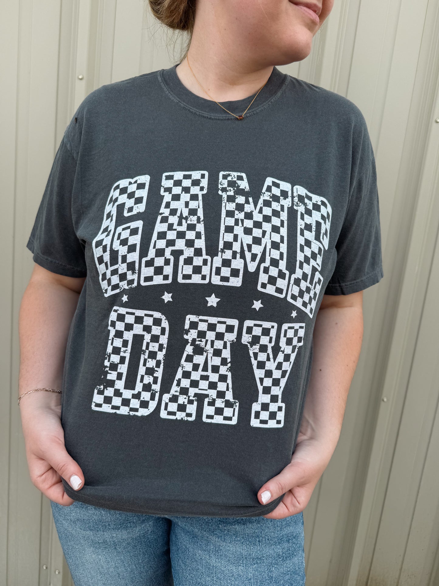 Game Day Checkered Tee (Pepper)