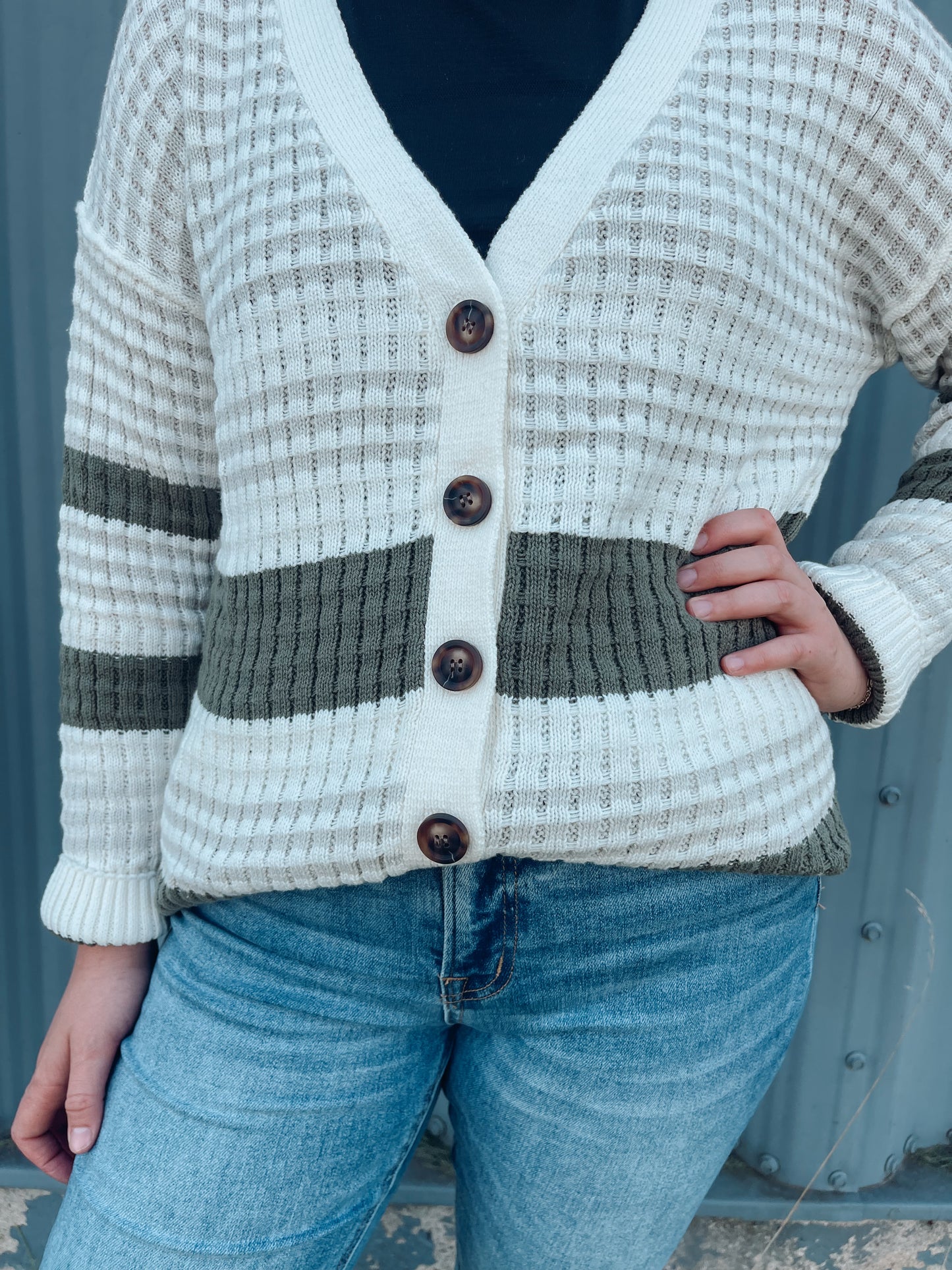 Textured Knit Buttoned Cardigan