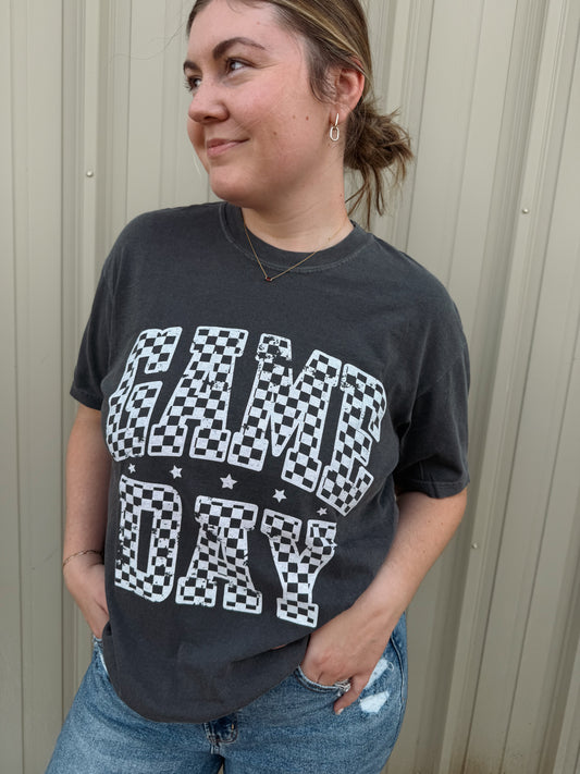 Game Day Checkered Tee (Pepper)